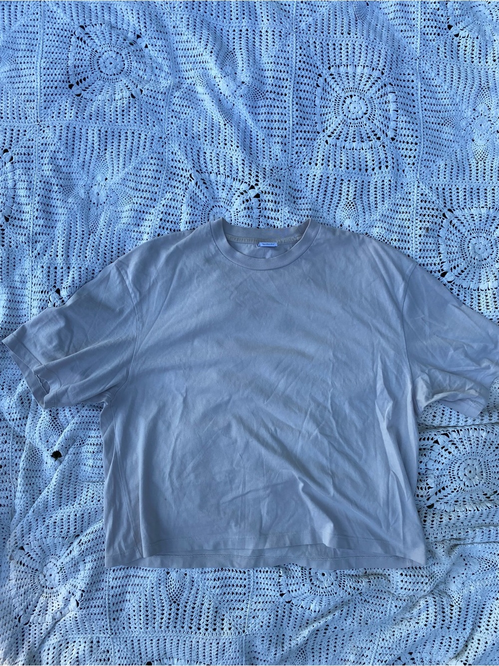 Cropped Crewneck Short-Sleeve T-Shirt - cream/beige